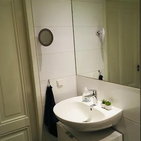 Super Centre Luxurious